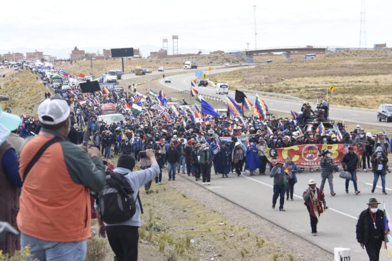 Bolivia, marcha, participantes, aumento