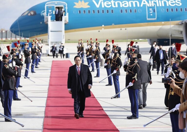Vietnam, Francia, primer, ministro, visita