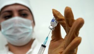 espanha-anuncia-doacao-de-20-milhoes-de-vacinas-a-africa