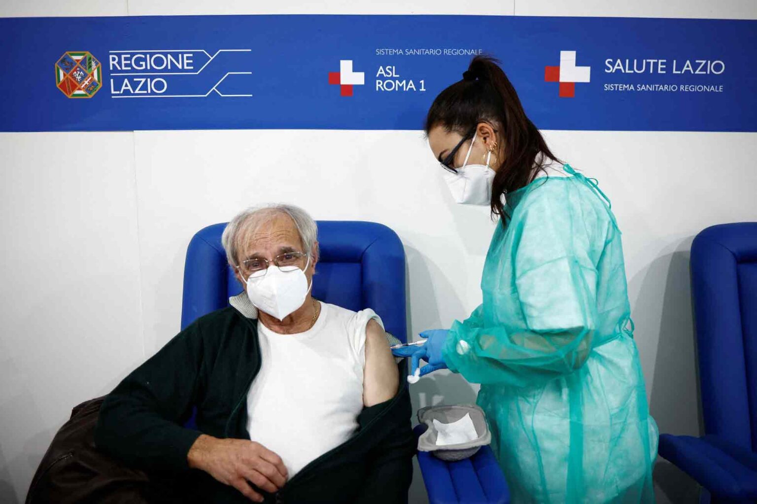 Itália vai impor multas aos não vacinados