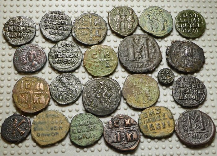 moedas-antigas-apreendidas-em-aeroporto-egipcio