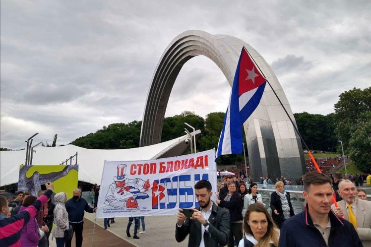 Ucrania, periódico, Trabajadres, condena, bloqueo, Cuba