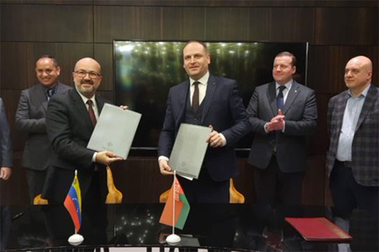 venezuela-e-belarus-estabelecem-acordos-para-operacoes-aereas