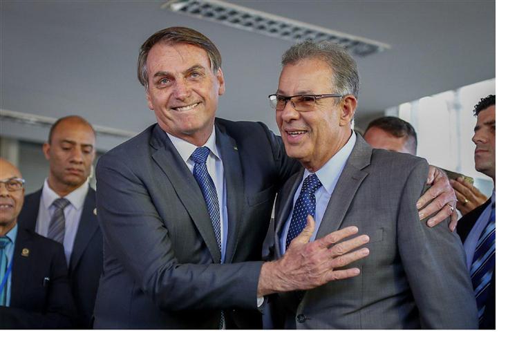 Brasil, Bolsonaro, exoneración, ministro, minas, energía