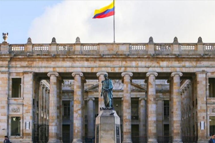 Colombia, instalación, congreso