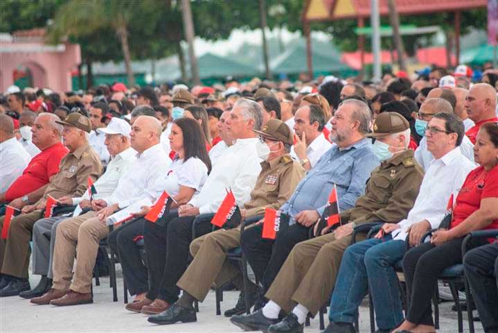 Cuba-26-de-julio-Raúl-Castro-y-Díaz-Canel