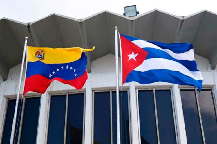 Cuba-Venezuela-fecha-patria