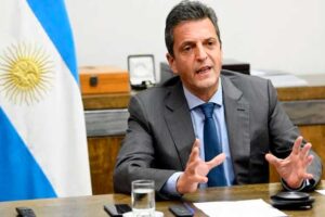 Argentina-nuevo-ministro-economia-Sergio-Massa-300x200