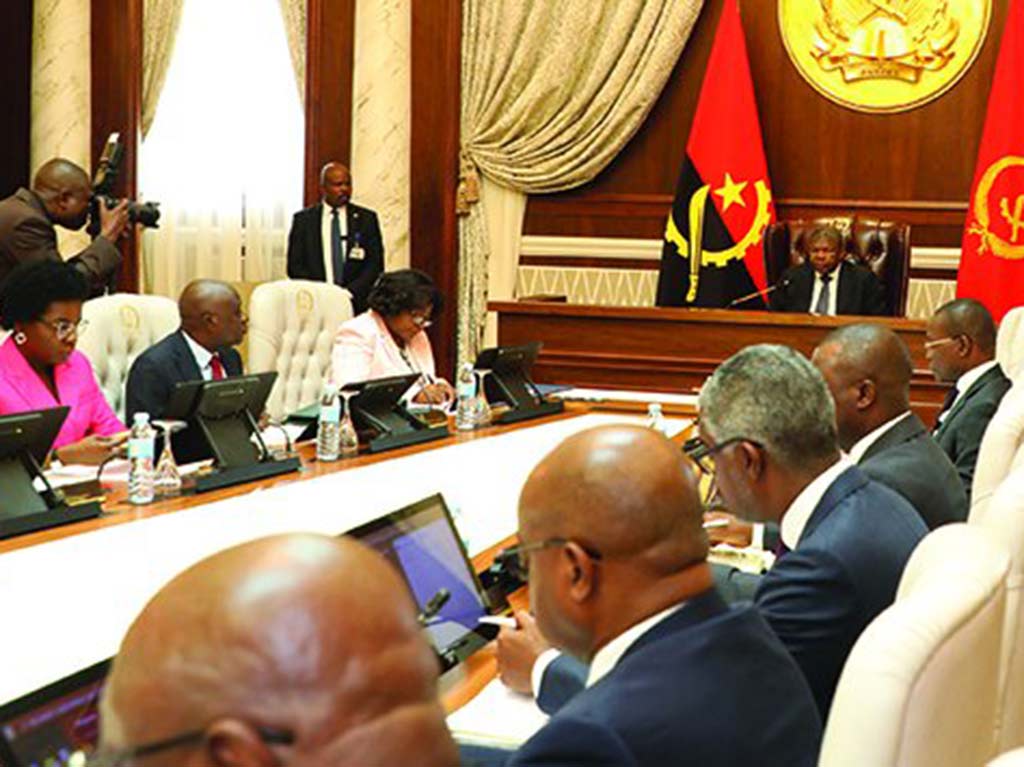 Angola-Consejo-Ministros