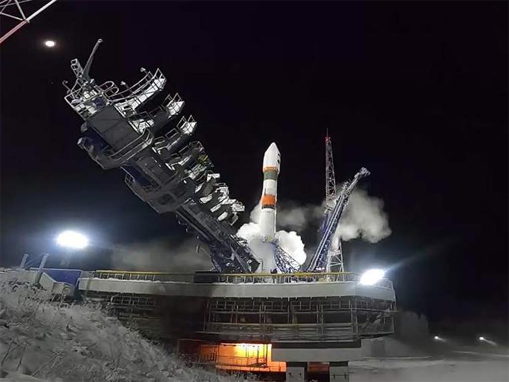 Rusia-Plesetsk1-Lanzamiento-Soyuz-2-1b