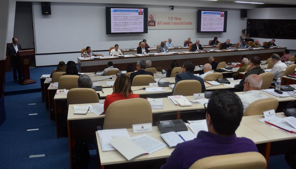 VII-Pleno-del-Comite-Central-del-Partido-Comunista-de-Cuba-CCPCC