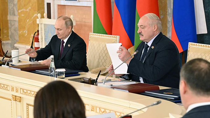 Vladimir-Putin-y-Alexander-Lukashenko