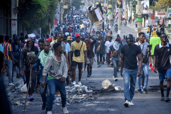 Se-intensifican-las-manifestaciones-antigubernamentales-en-Haiti-2-600x400-1.jpg