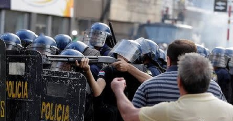 policia-paraguay-protestas