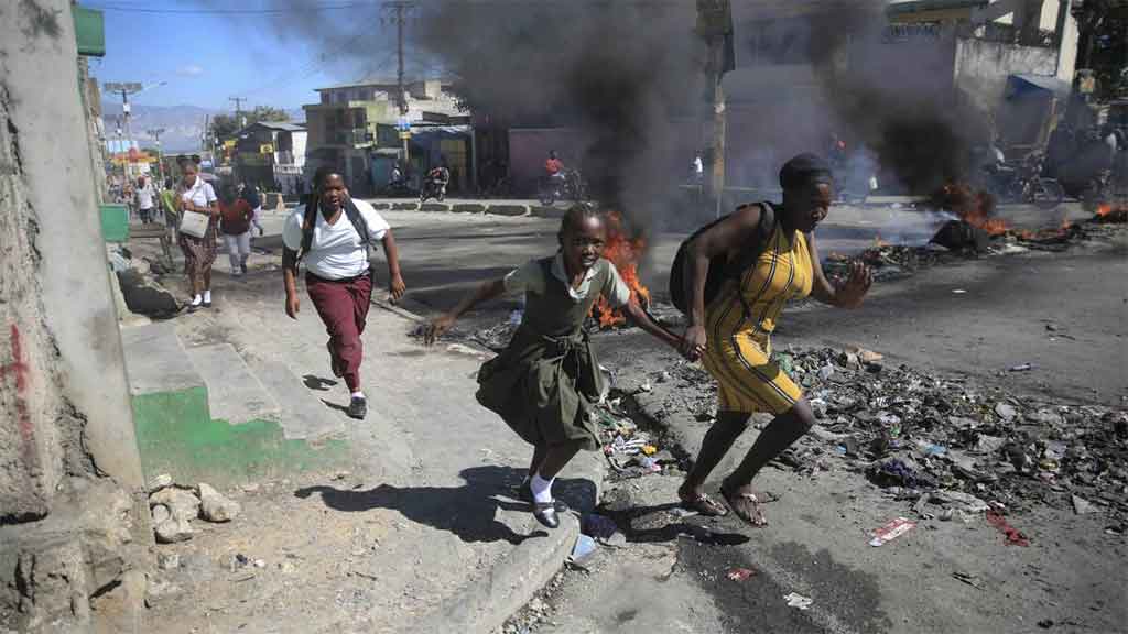 gangue-ataca-e-incendeia-outra-subestacao-na-capital-do-haiti