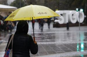 capital-chilena-em-alerta-para-chuva-neve-e-frio-intenso