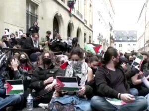 estudantes-franceses-fazem-greve-em-solidariedade-a-palestina
