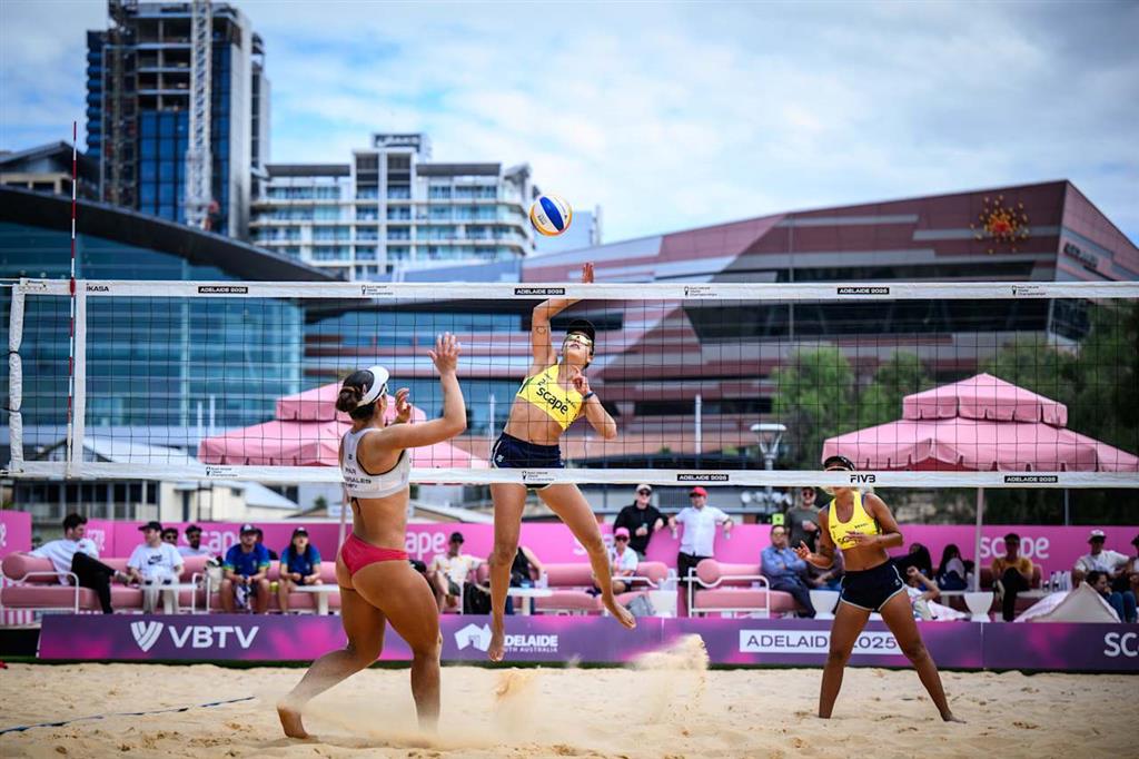 Brasil mantém liderança no Campeonato Mundial de Vôlei de Praia