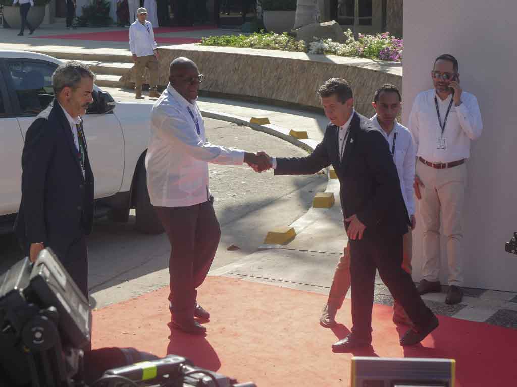 Vice-presidente de Cuba chega à sede da Cúpula Celac-UE