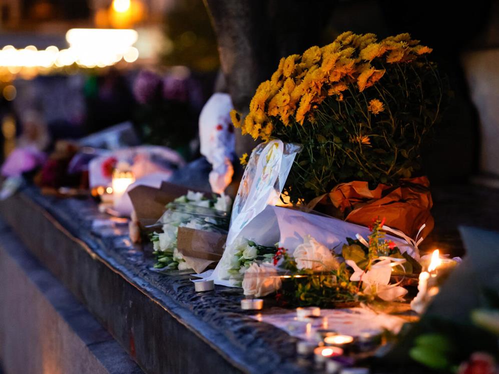 França homenageia vítimas dos atentados terroristas de 2015