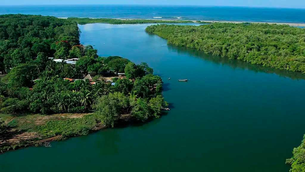 Estudo em El Salvador revela morte lenta do rio Lempa